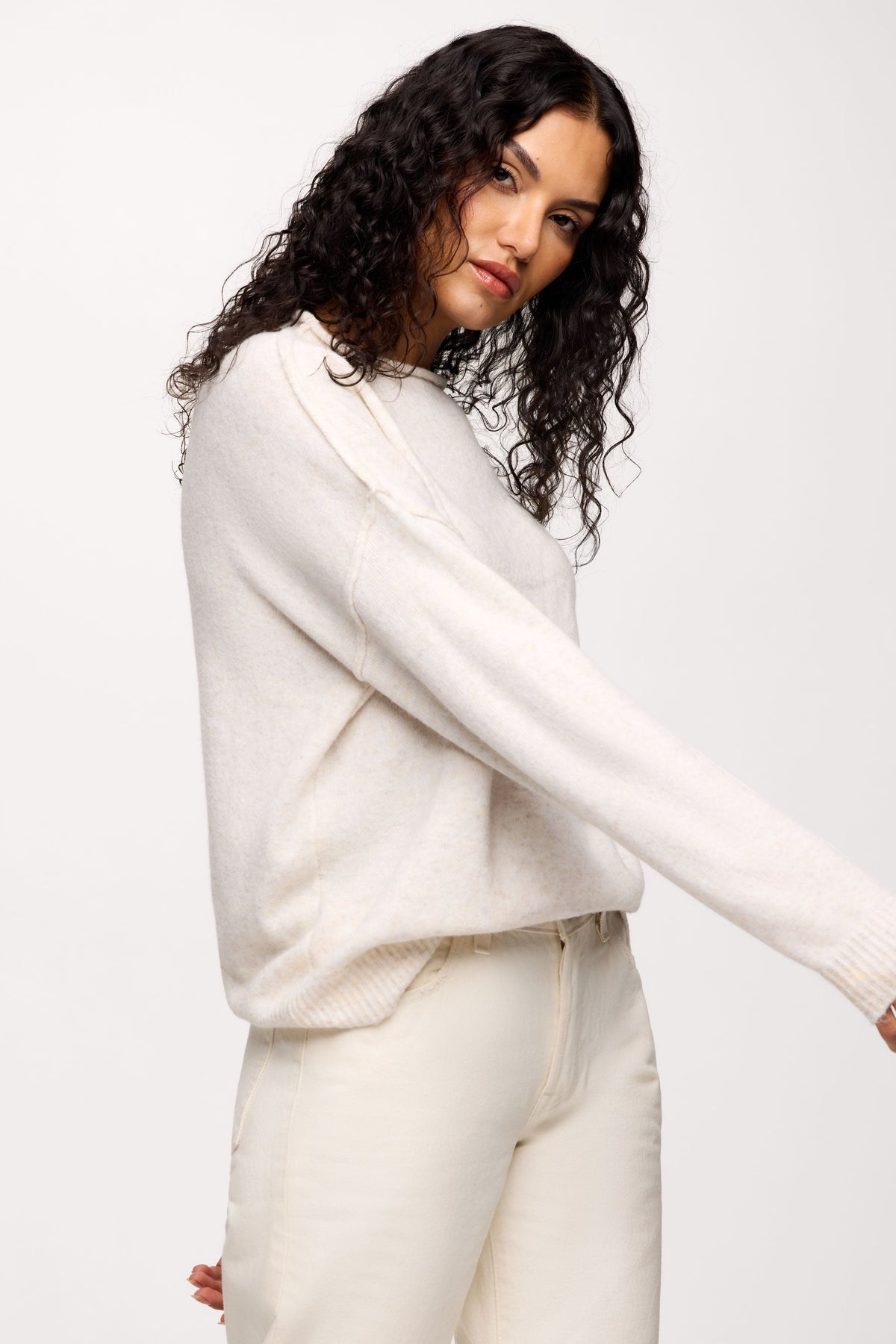 Relaxed Mockneck Dual-Wear