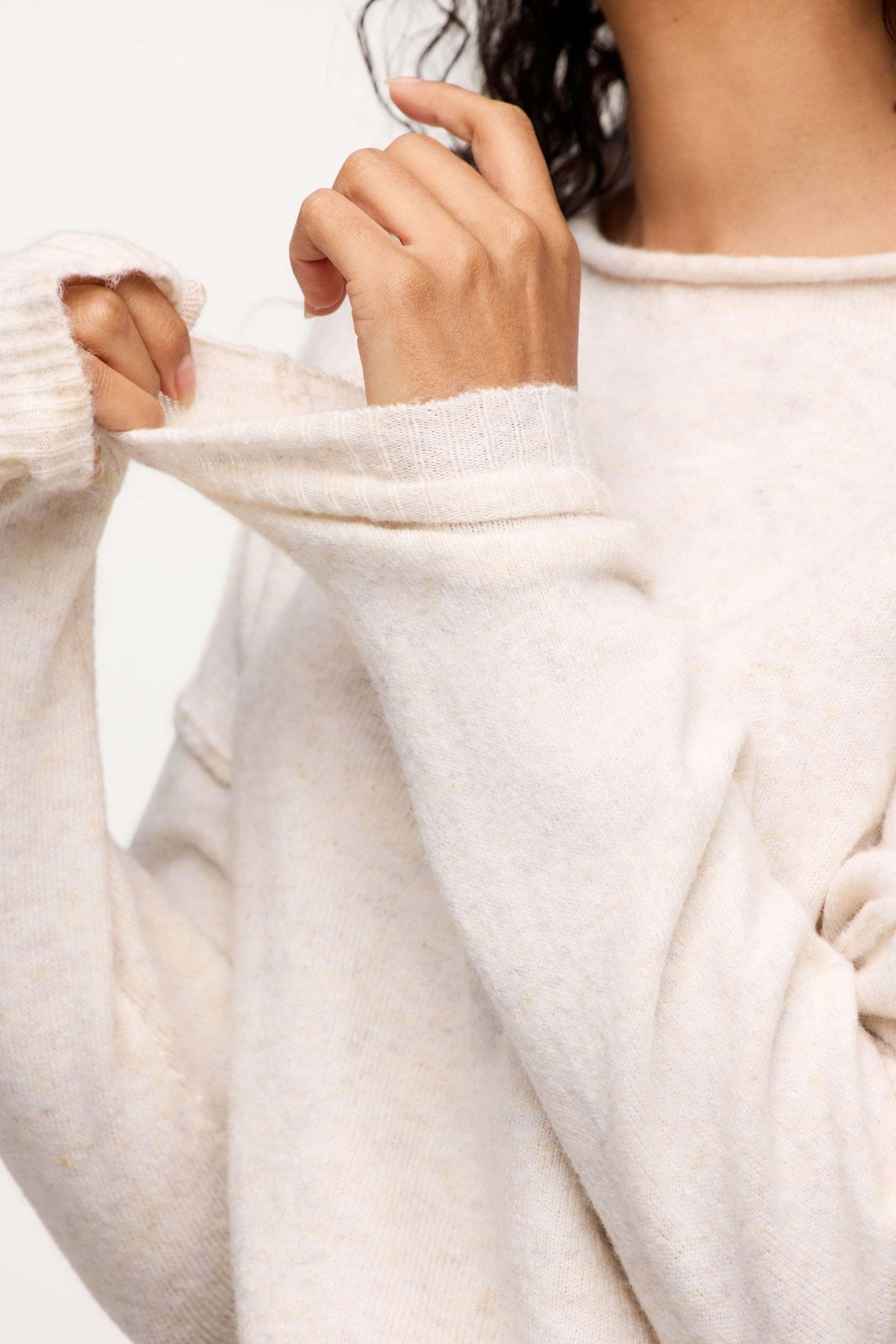 Relaxed Mockneck Dual-Wear