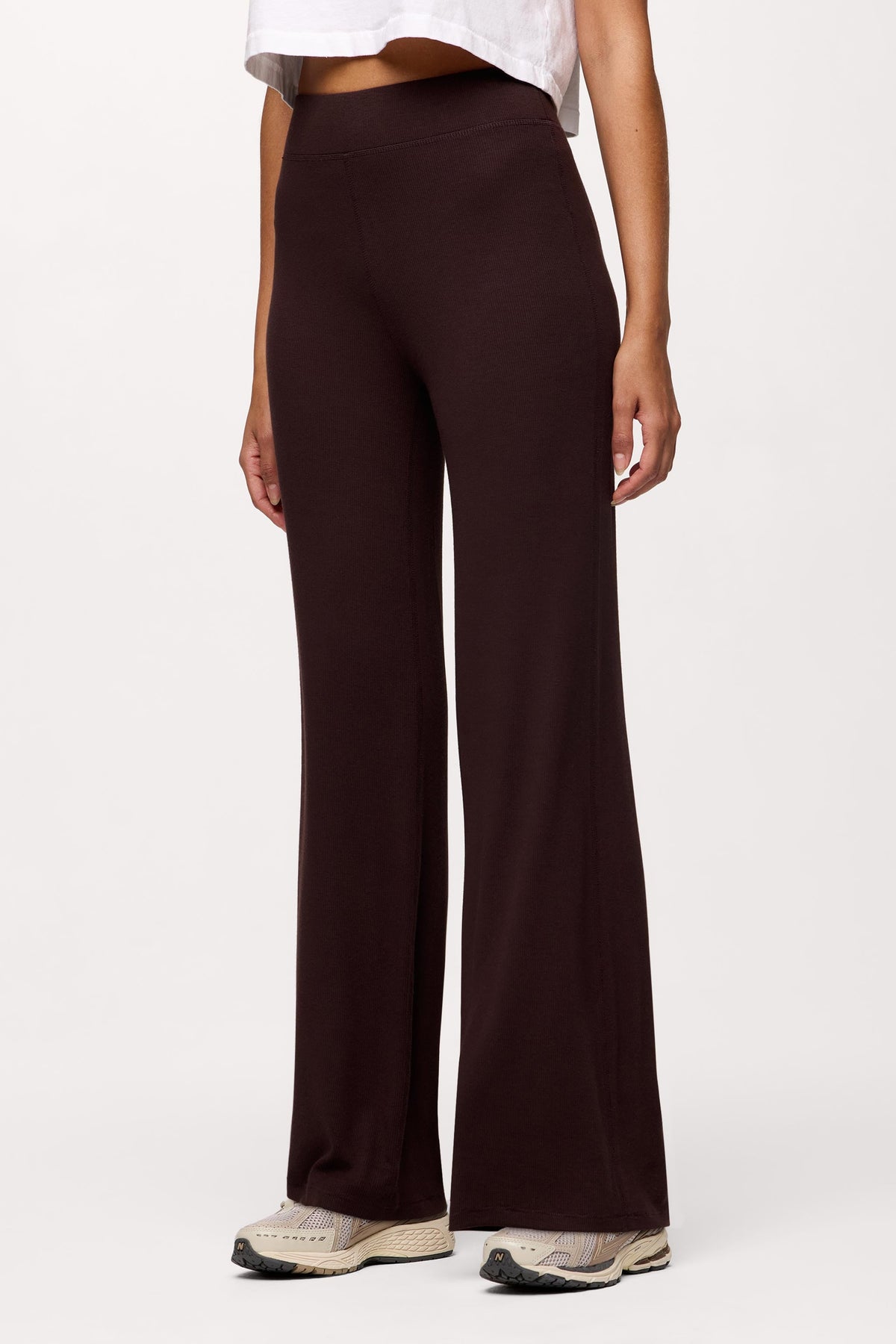 Easy Wide-Leg Comfort Pant