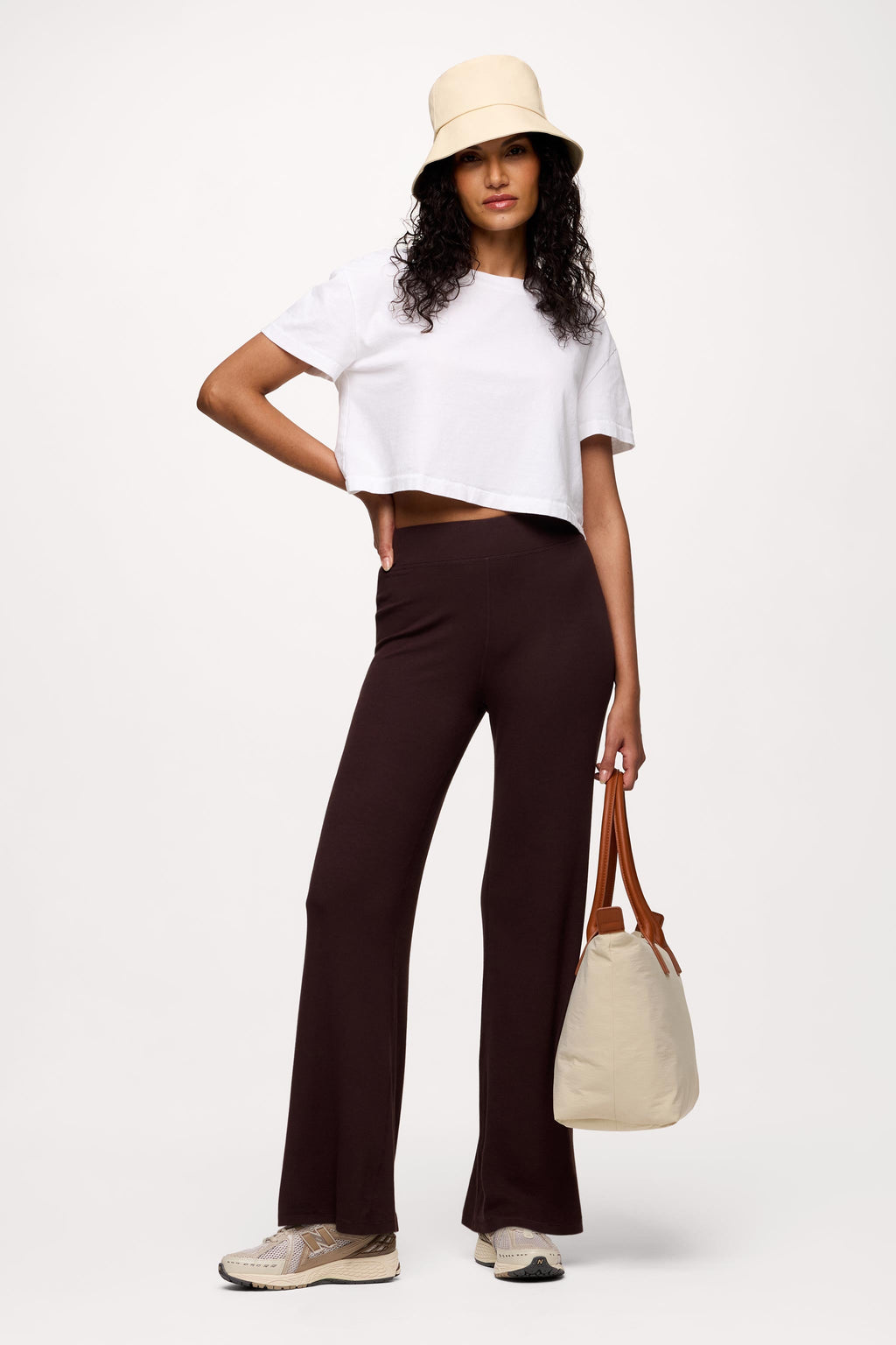 Easy Wide-Leg Comfort Pant
