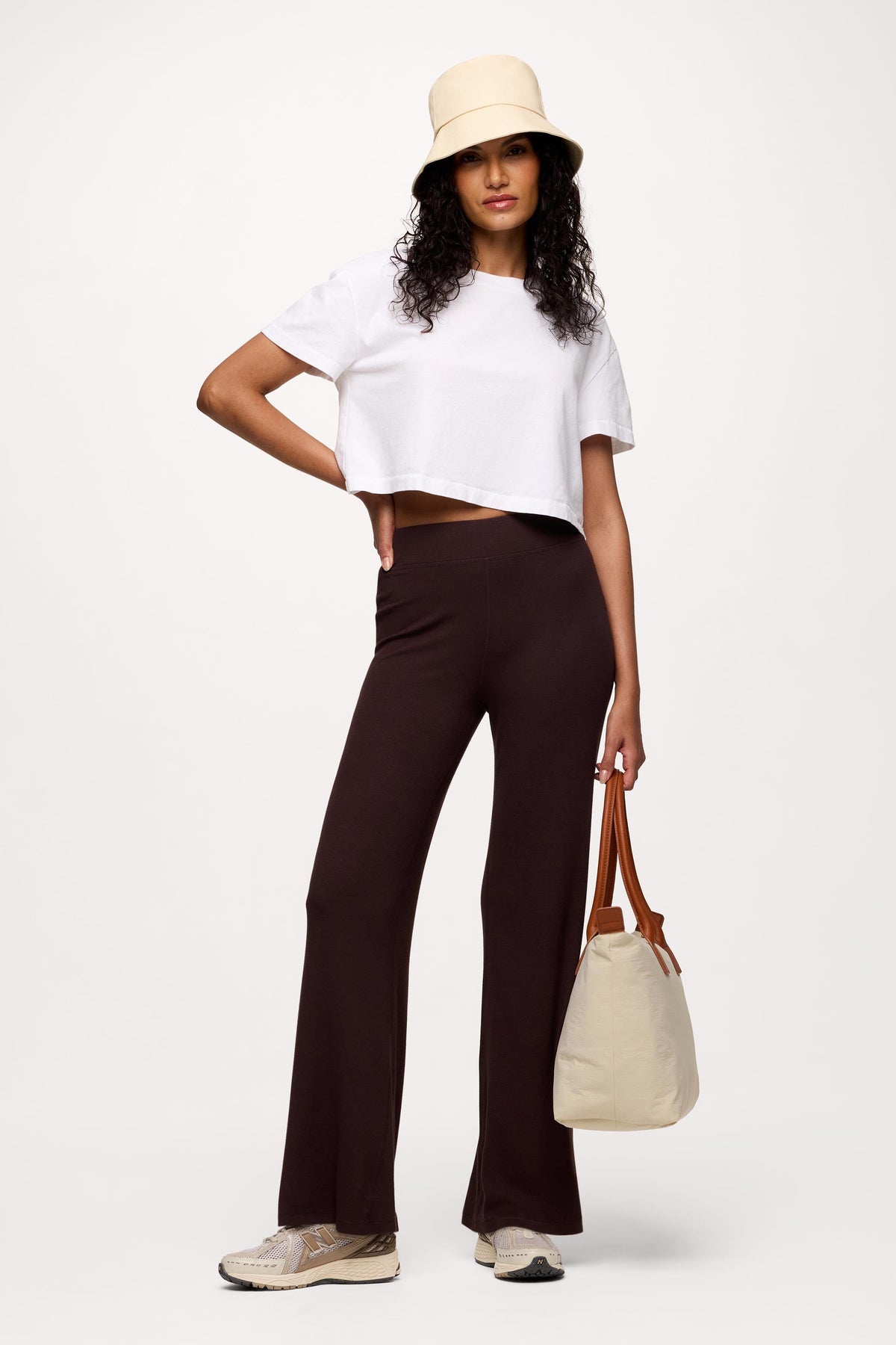 Easy Wide-Leg Comfort Pant