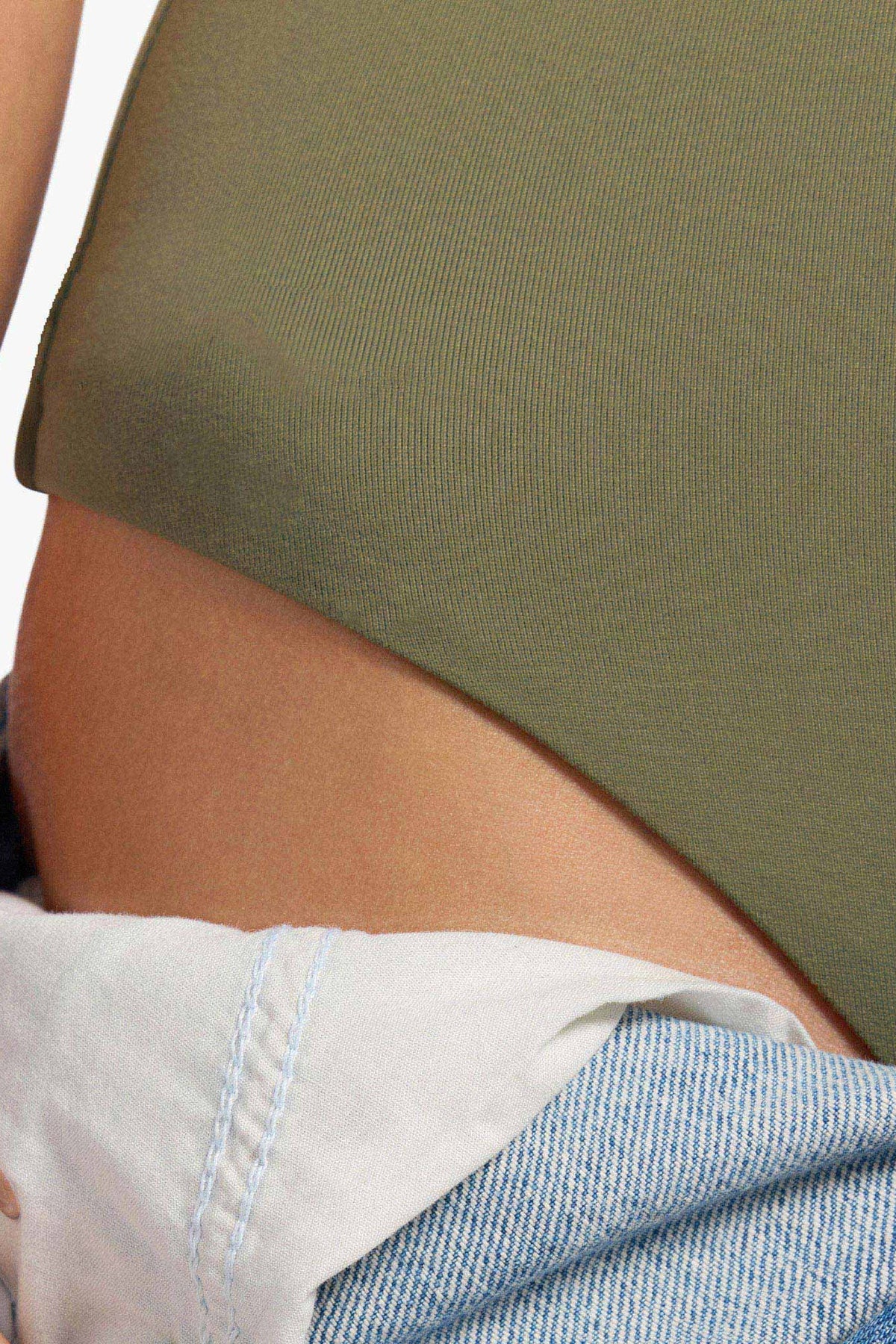 Feminine Feel Bodysuit Neck