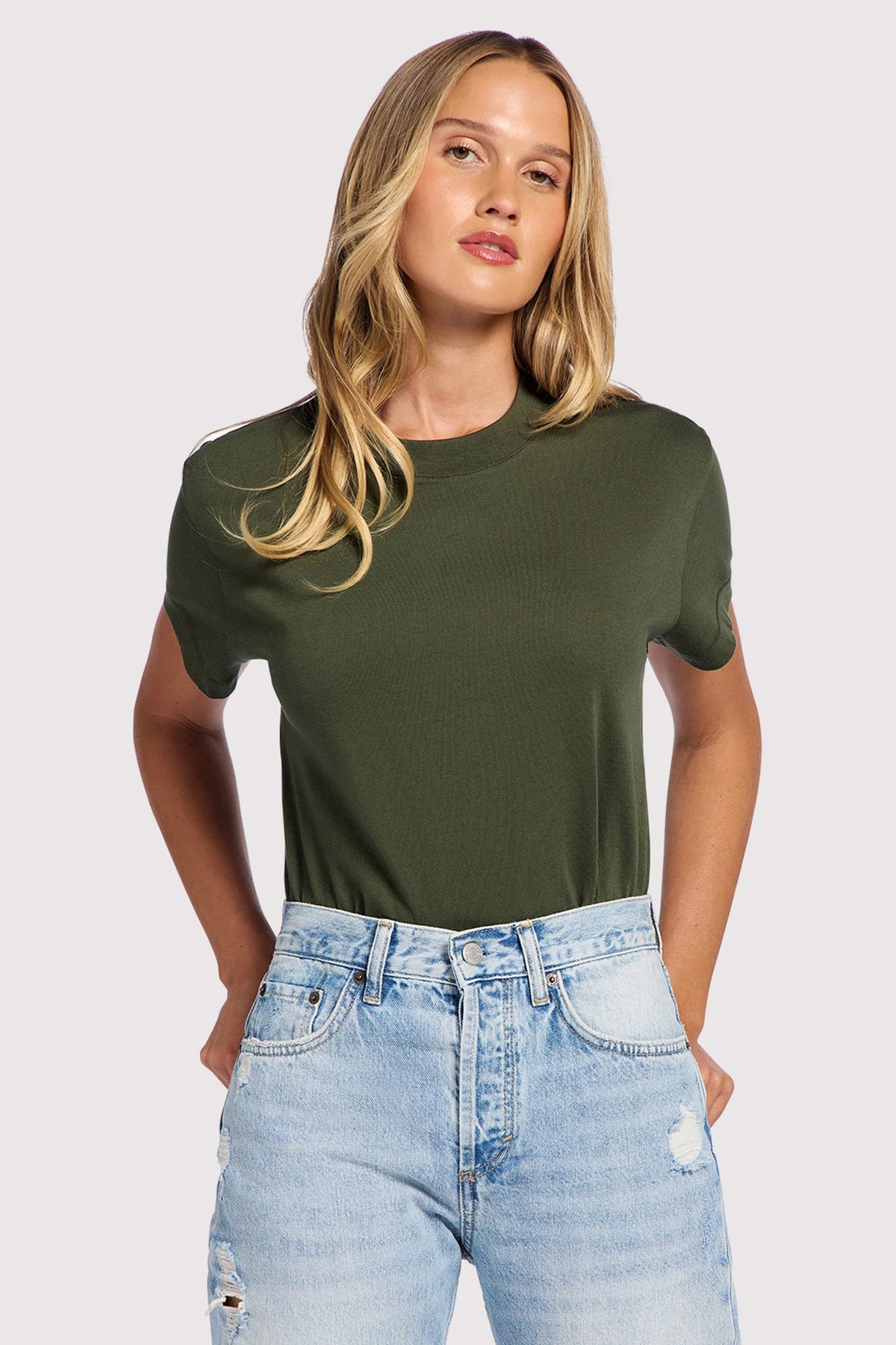 Lightweight Soft Essential Tee
