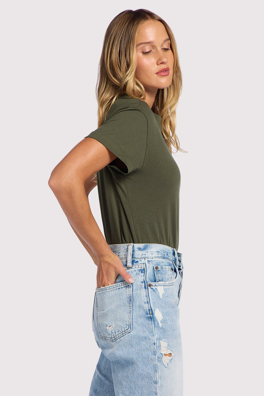 Lightweight Soft Essential Tee