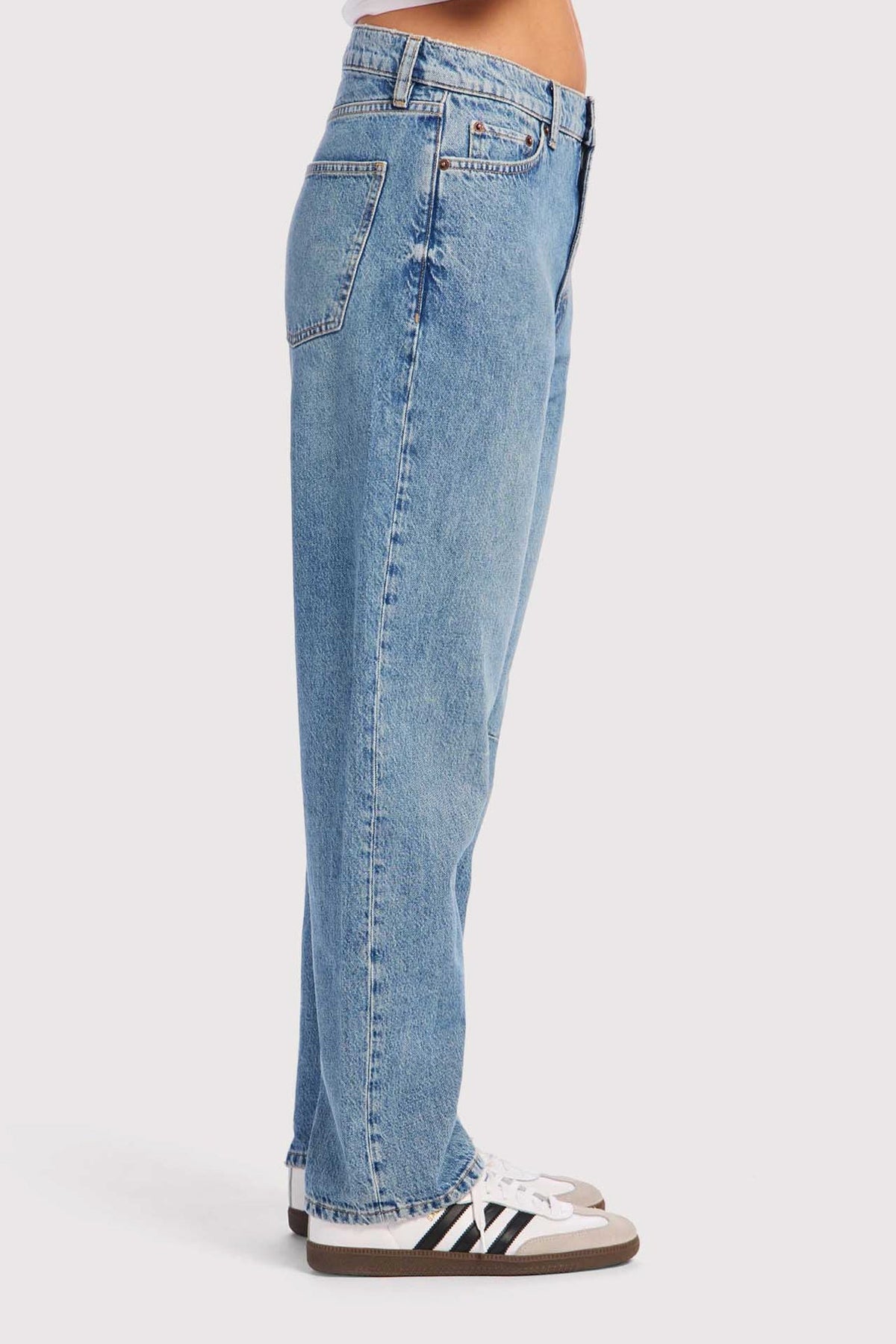 Relaxed Waist Comfort Jeans