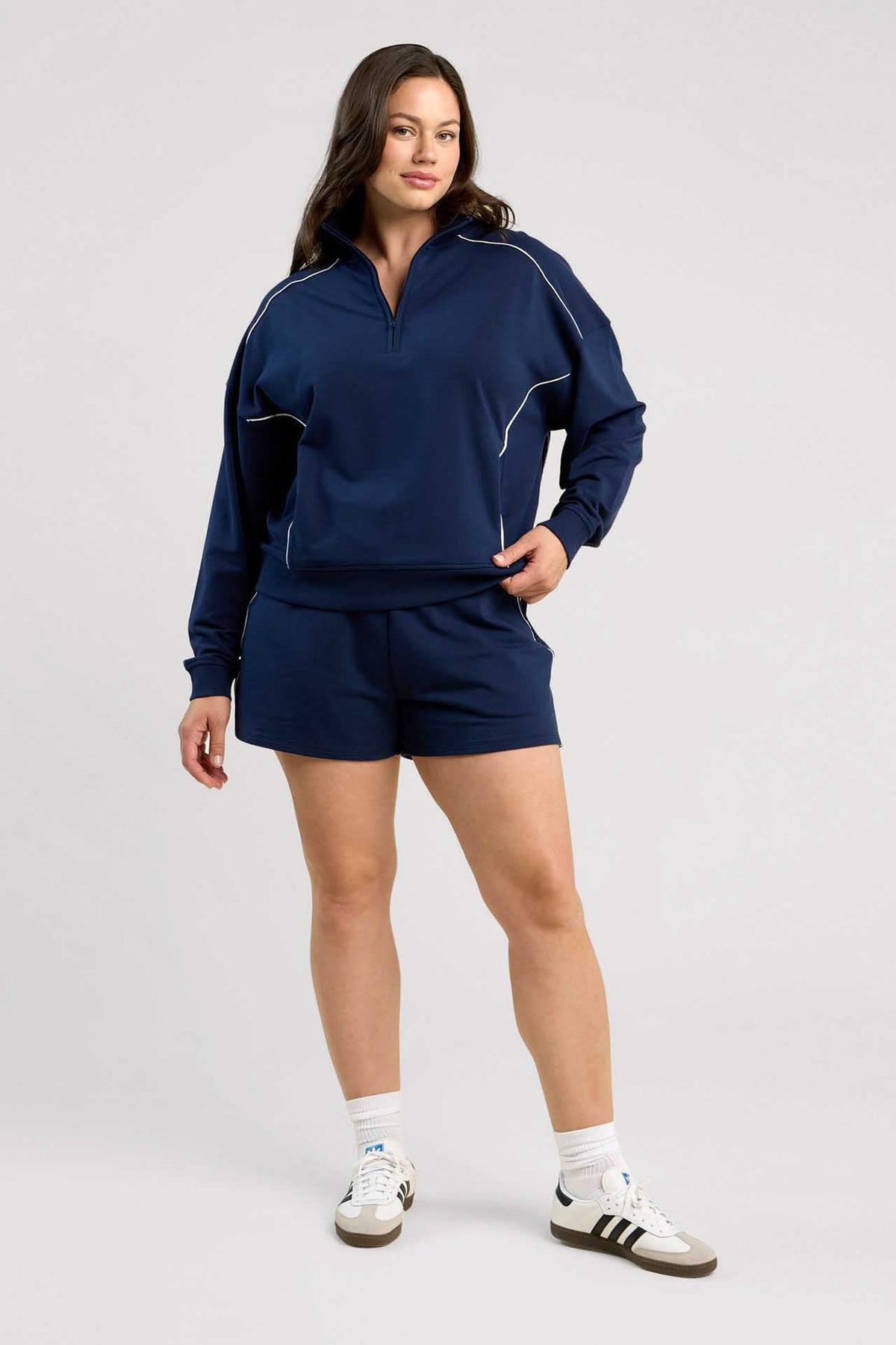 Cozy Essential Zip-Top