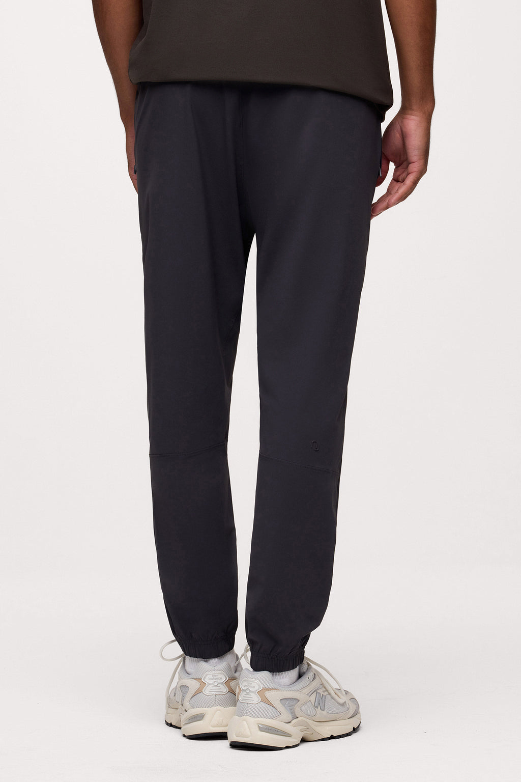 ‌Performance-Fit Drawstring Pants