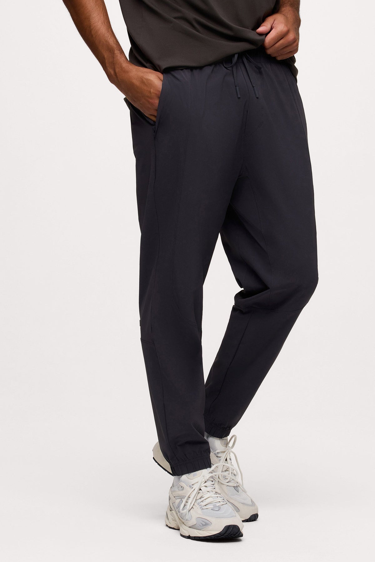 ‌Performance-Fit Drawstring Pants