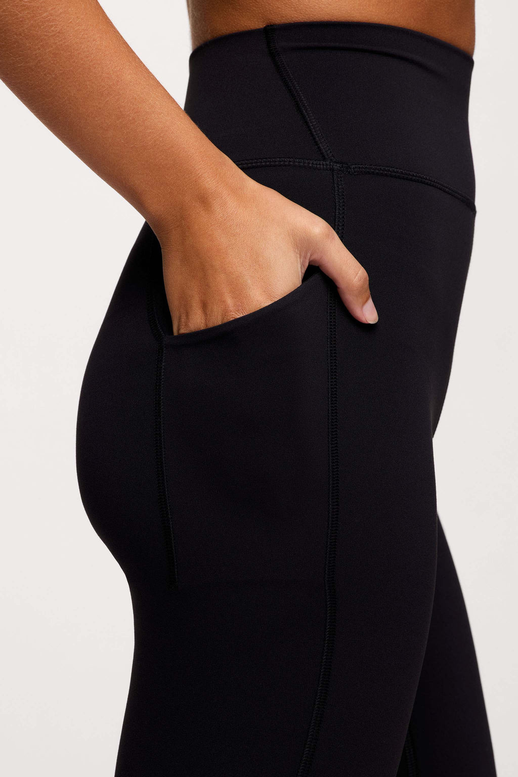 Effortless Stretch Pocket Legs